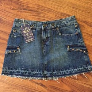 NWT Oxi distressed denim mini skirt